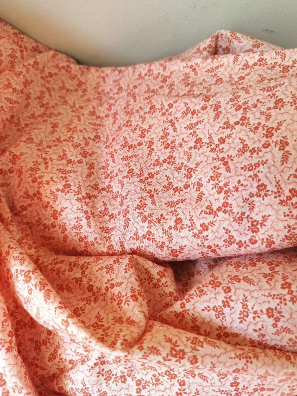 Vintage Fabric - Peachy Pink Floral